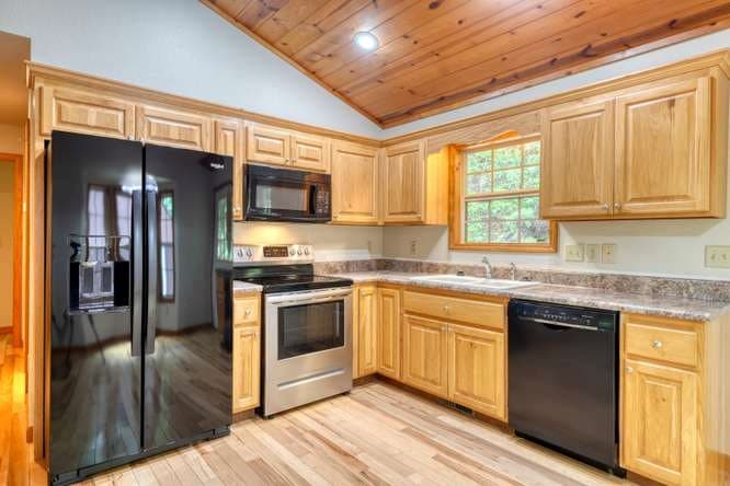 73 Sargent Drive, Murphy NC 28906 - Photo