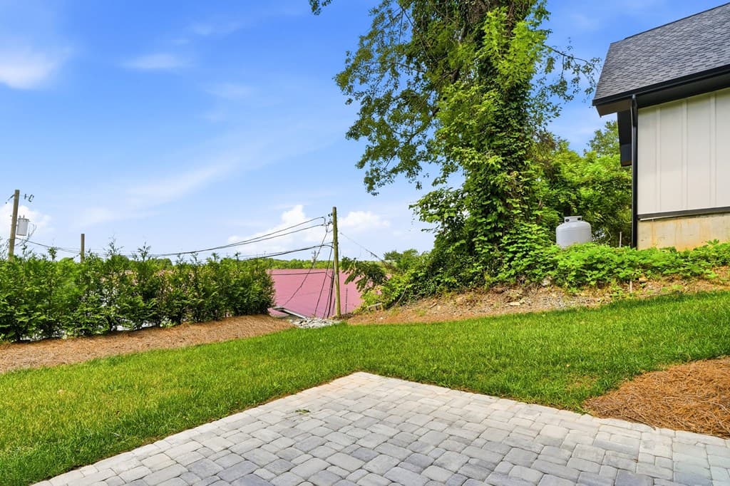 318 E Second Street, Blue Ridge GA 30513 - Photo