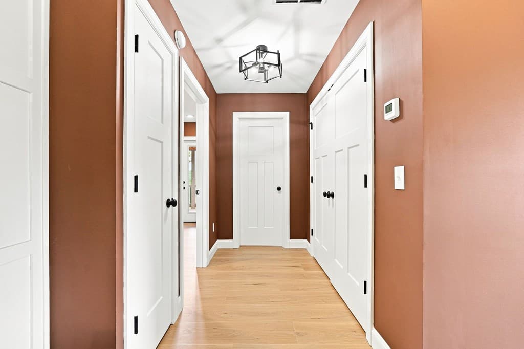 318 E Second Street, Blue Ridge GA 30513 - Photo