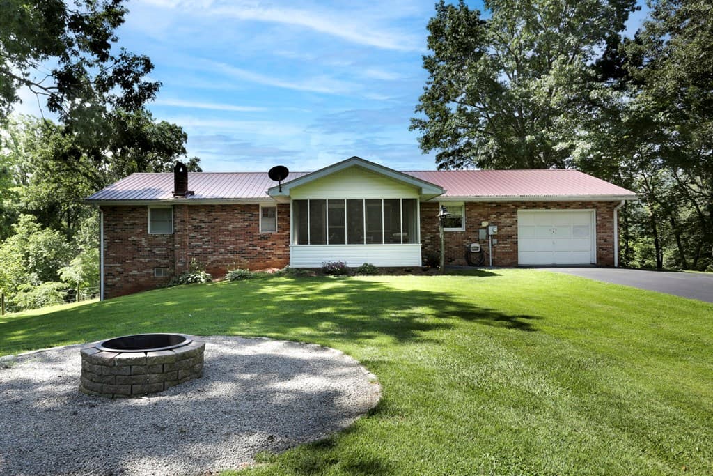 16 Lois Lane, Hayesville NC 28904 - Photo