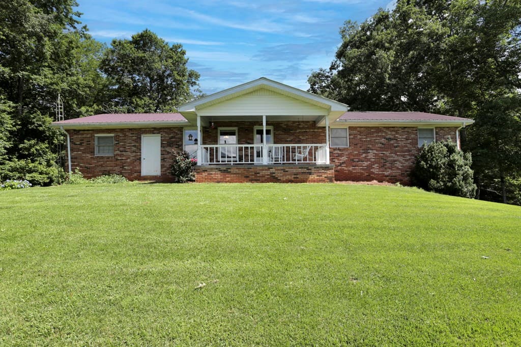 16 Lois Lane, Hayesville NC 28904 - Photo