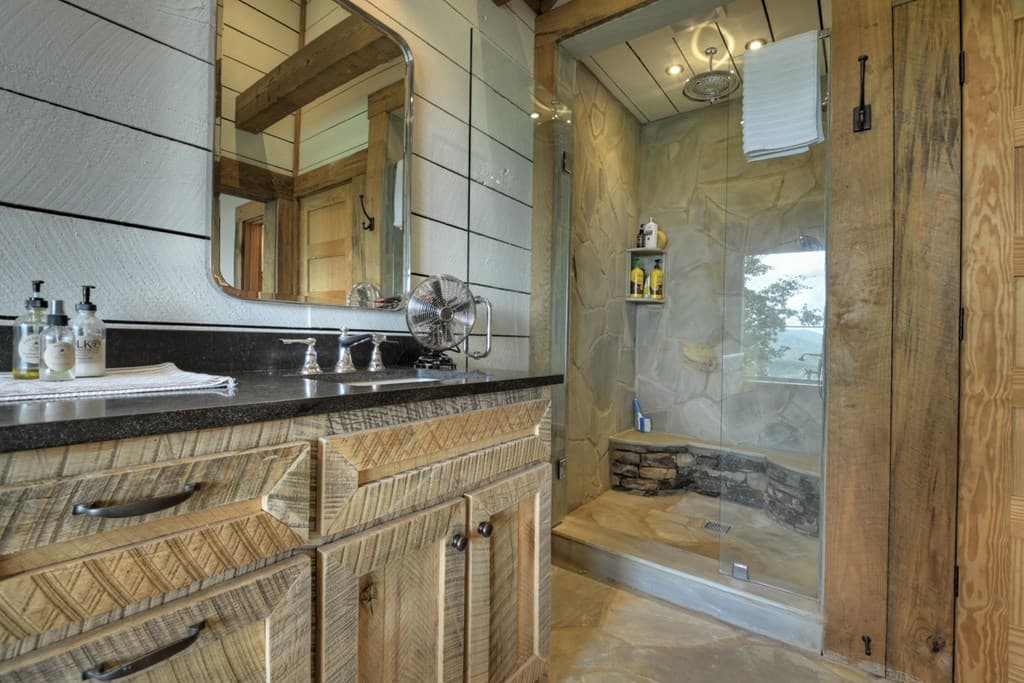 440 Cochise Road, Blue Ridge GA 30513 - Photo