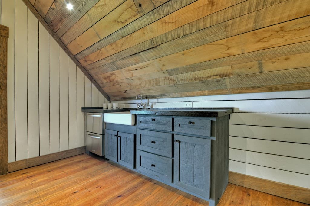 440 Cochise Road, Blue Ridge GA 30513 - Photo