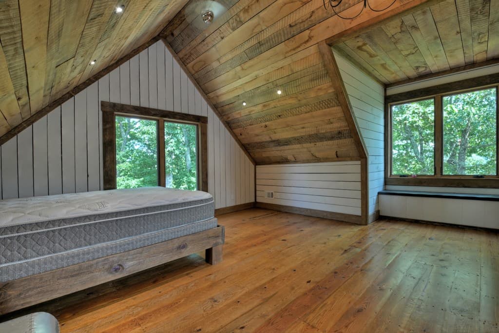 440 Cochise Road, Blue Ridge GA 30513 - Photo