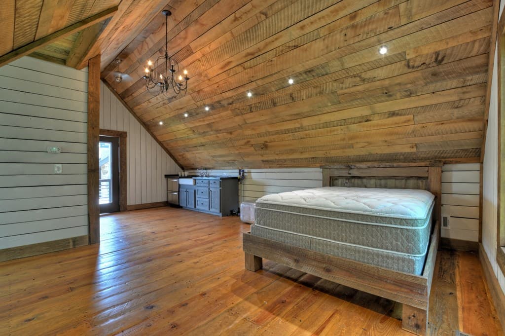 440 Cochise Road, Blue Ridge GA 30513 - Photo