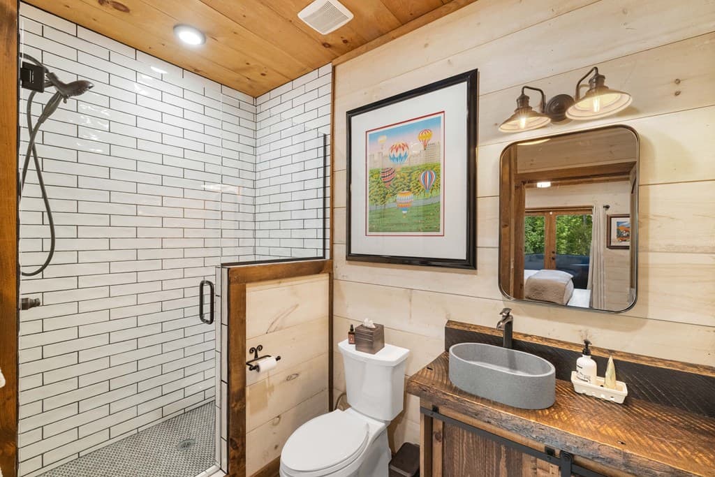 195 Moonshine Way, Blue Ridge GA 30513 - Photo