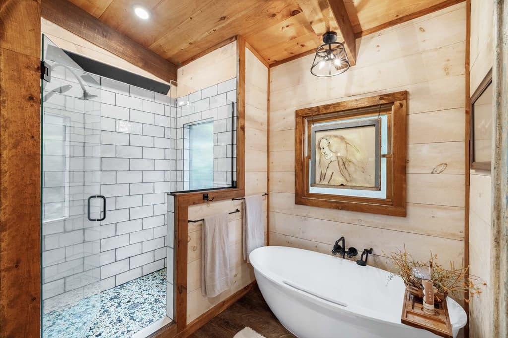 195 Moonshine Way, Blue Ridge GA 30513 - Photo