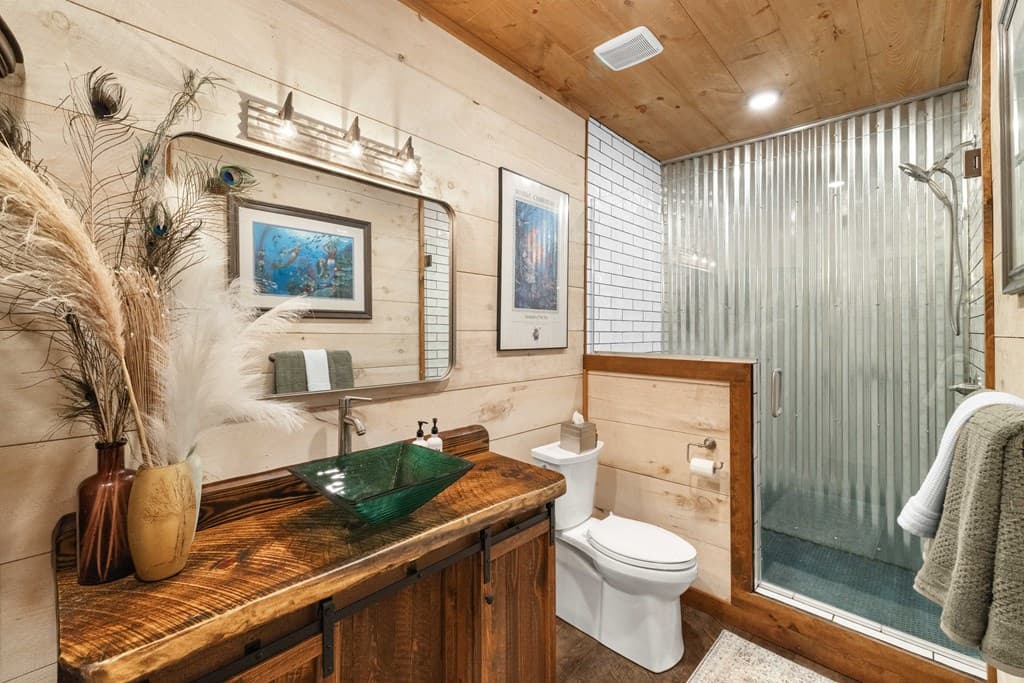 195 Moonshine Way, Blue Ridge GA 30513 - Photo