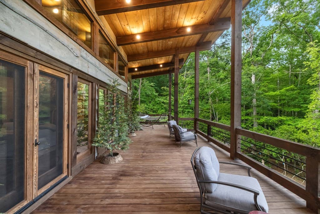 195 Moonshine Way, Blue Ridge GA 30513 - Photo