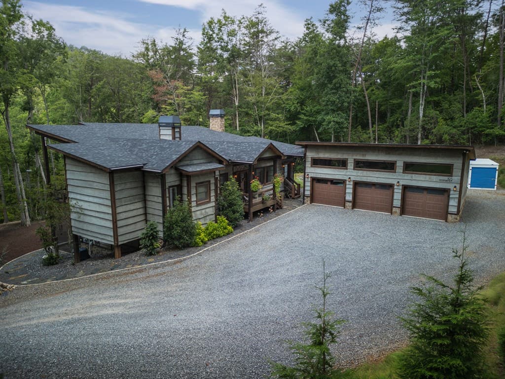 195 Moonshine Way, Blue Ridge GA 30513 - Photo