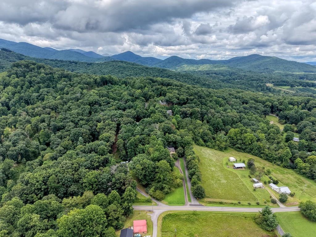 1201 Owl Town Road, Blairsville GA 30512 - Photo