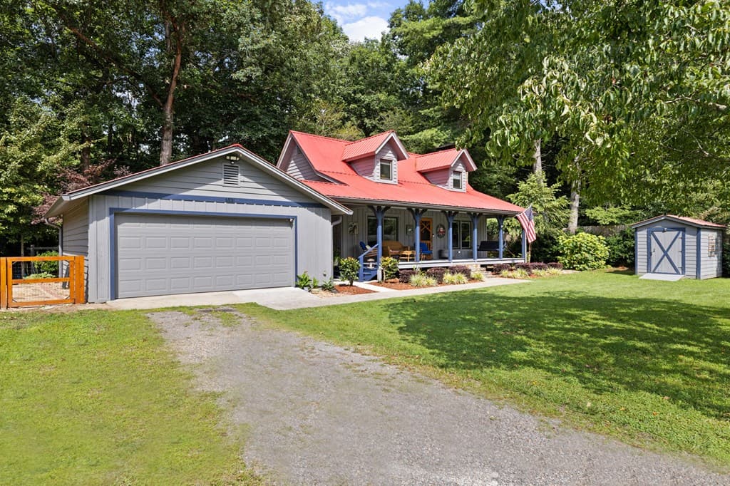 6531 Mountain Laurel Road, Hiawassee GA 30546 - Photo