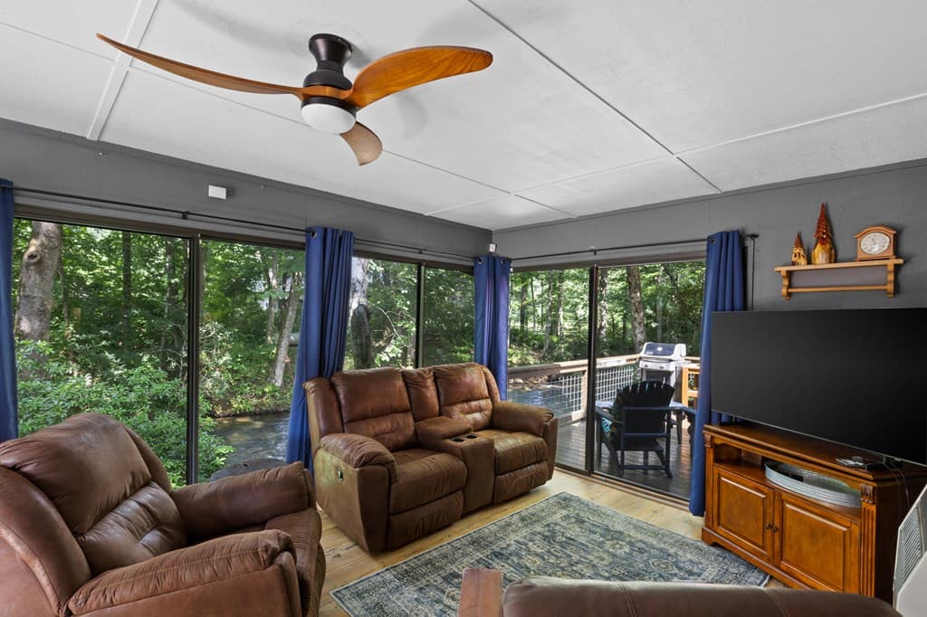 6531 Mountain Laurel Road, Hiawassee GA 30546 - Photo