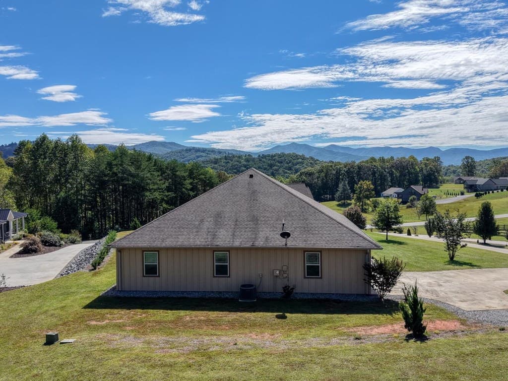 85 Minstead Ridge, Young Harris GA 30582 - Photo