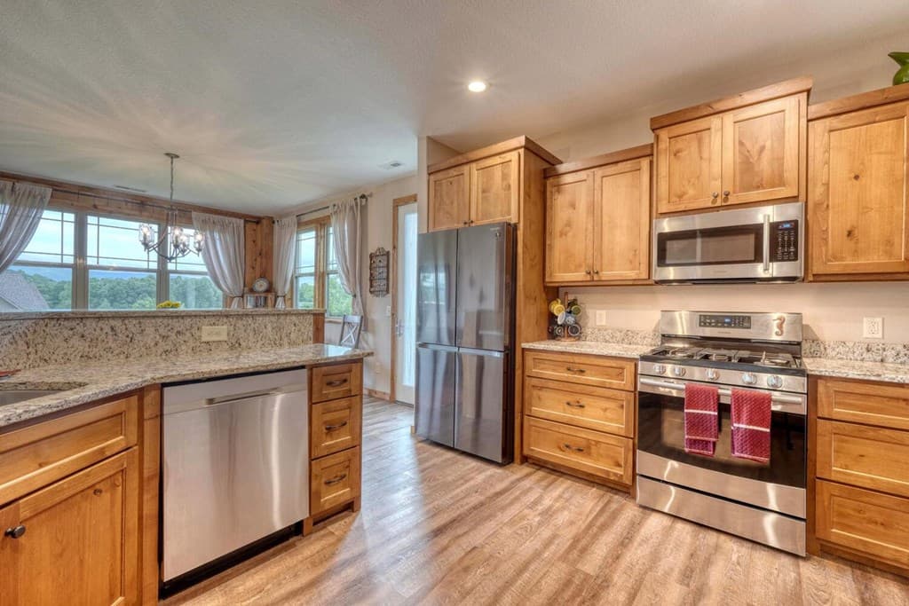 85 Minstead Ridge, Young Harris GA 30582 - Photo