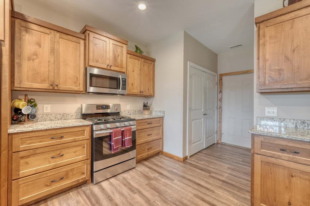 85 Minstead Ridge, Young Harris GA 30582 - Photo