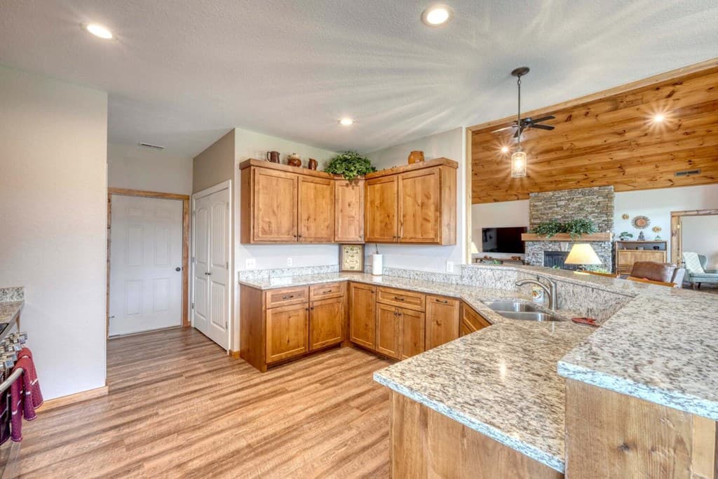 85 Minstead Ridge, Young Harris GA 30582 - Photo
