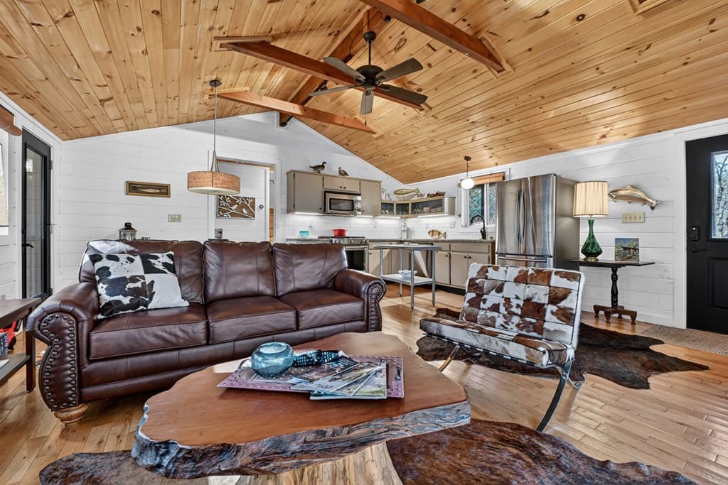 129 Old Bend Road, Blue Ridge GA 30560 - Photo