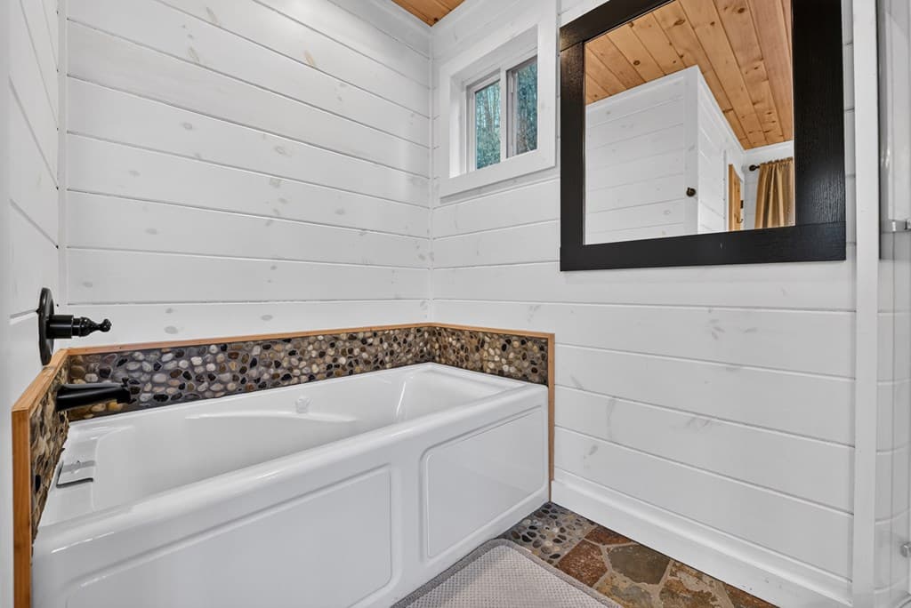 129 Old Bend Road, Blue Ridge GA 30560 - Photo