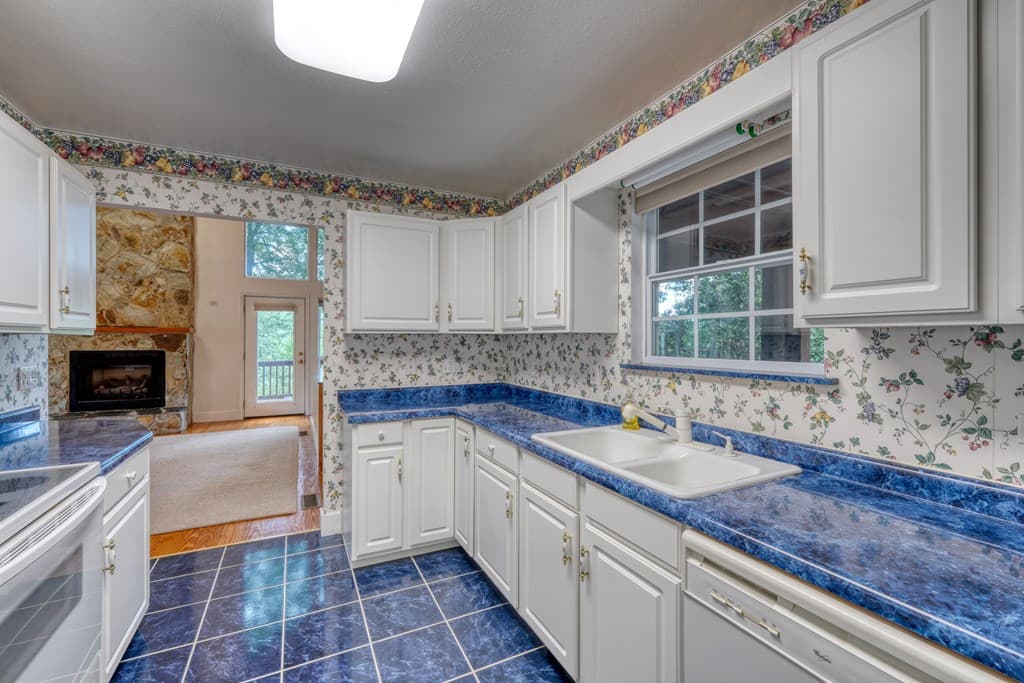 276 Moon Shadow Trail, Blairsville GA 30512 - Photo