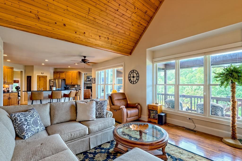 340 Autumn Trail, Franklin NC 28734 - Photo