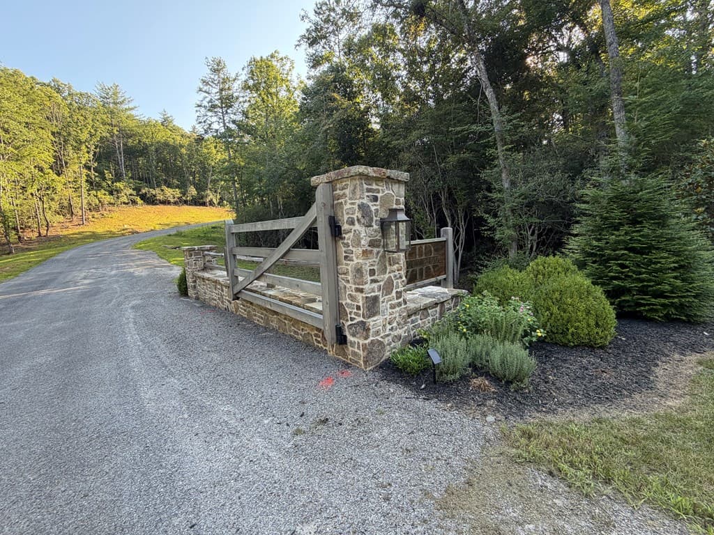 78 Hilltop Way, Mineral Bluff GA 30559 - Photo