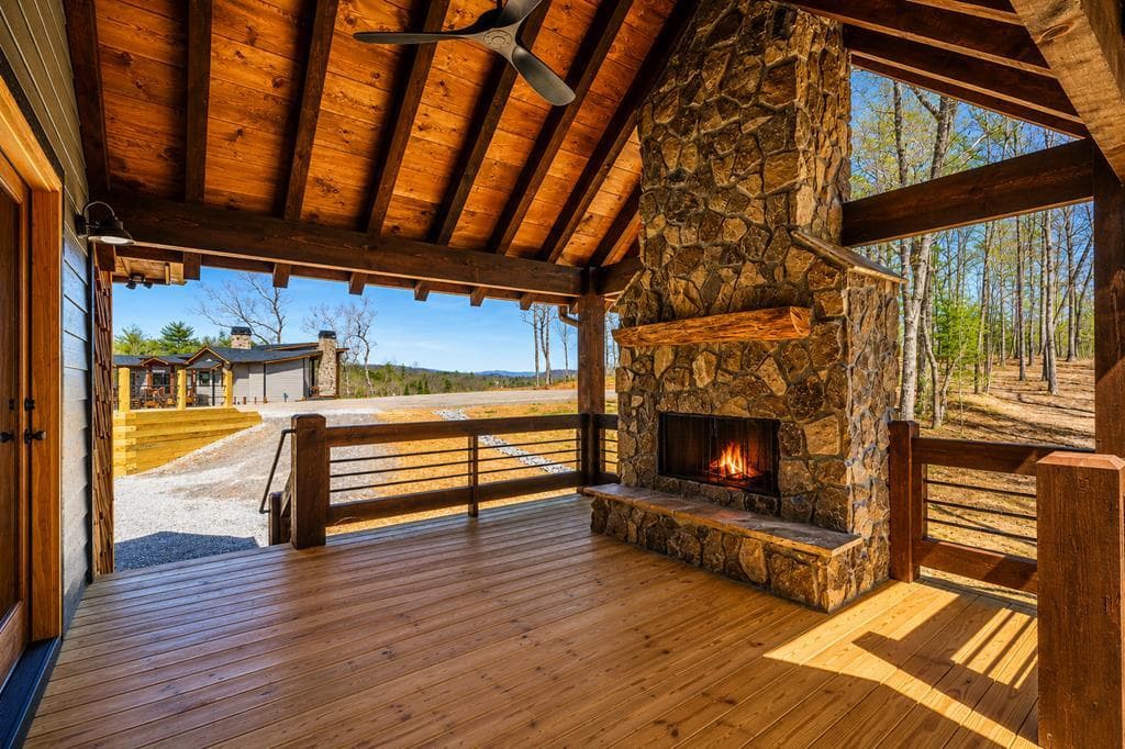 78 Hilltop Way, Mineral Bluff GA 30559 - Photo