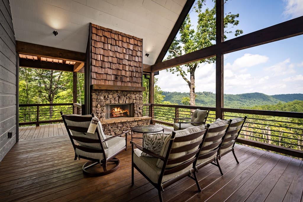363 Griffith Parkway, Blue Ridge GA 30513 - Photo