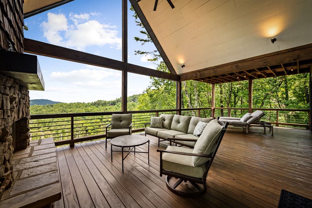 363 Griffith Parkway, Blue Ridge GA 30513 - Photo