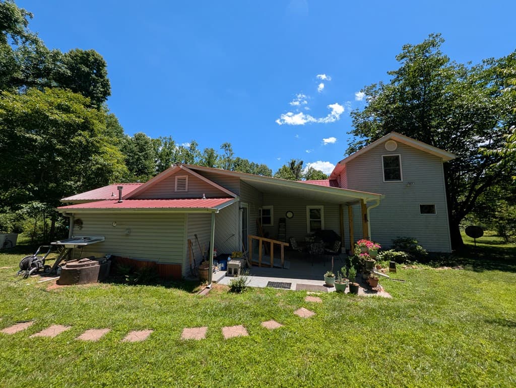 169 E Vineyard Road, Hayesville NC 28904 - Photo