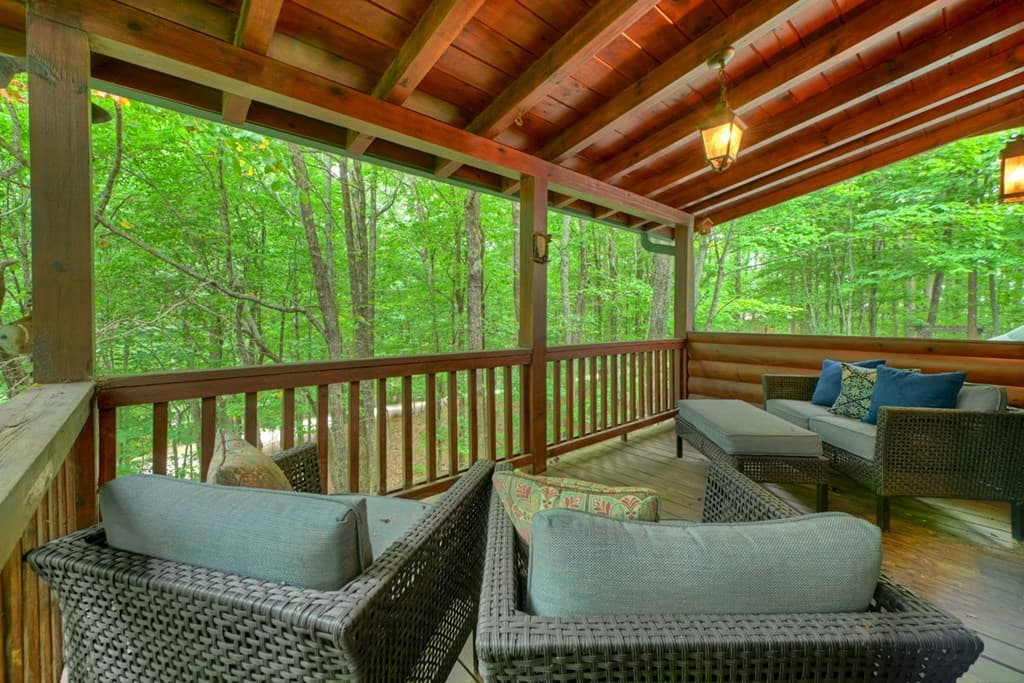 541 Little Bushy Head Road, Blue Ridge GA 30513 - Photo