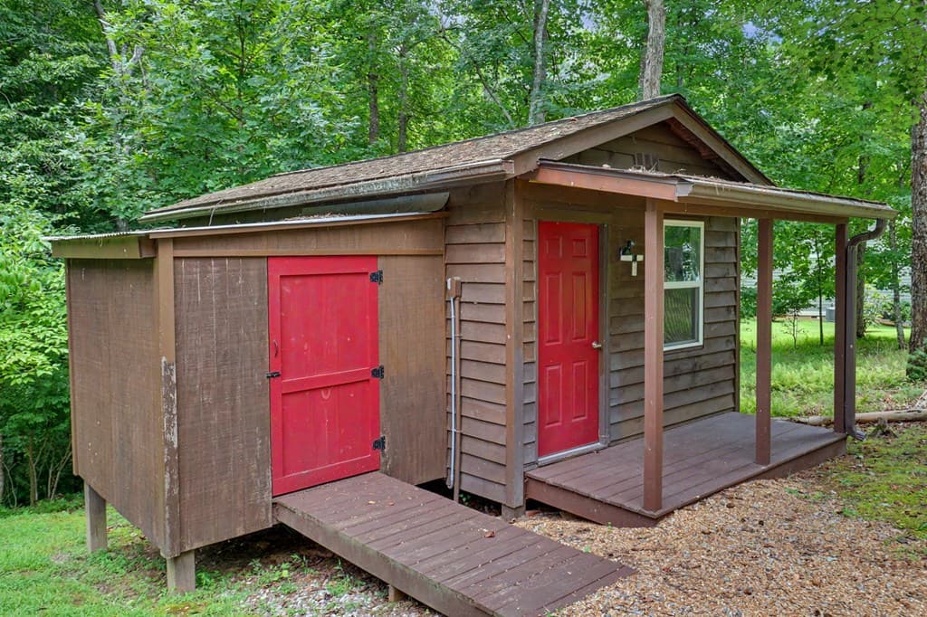 420 Lance Crossing Road, Blairsville GA 30512 - Photo