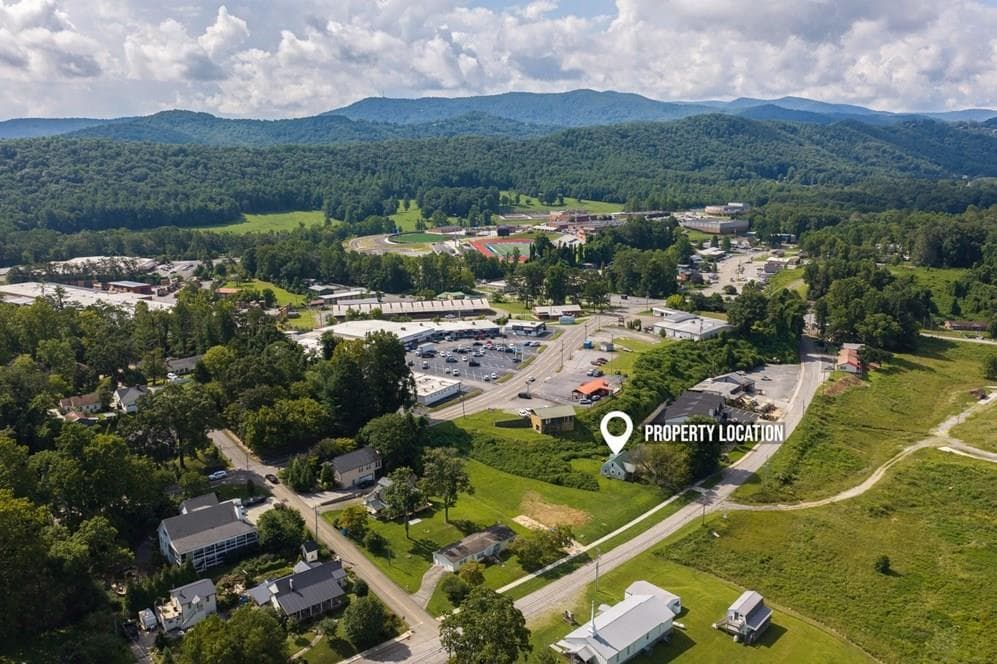1245 E Main Street, Blue Ridge GA 30513 - Primary photo