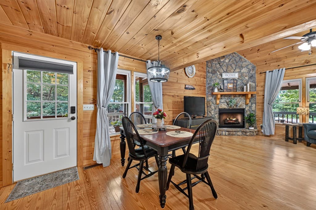 612 Medina Court, Ellijay GA 30540 - Photo
