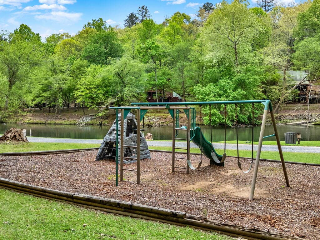 612 Medina Court, Ellijay GA 30540 - Photo