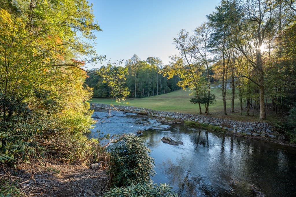 35 Dogwood Riverside Drive, Blue Ridge GA 30513 - Photo