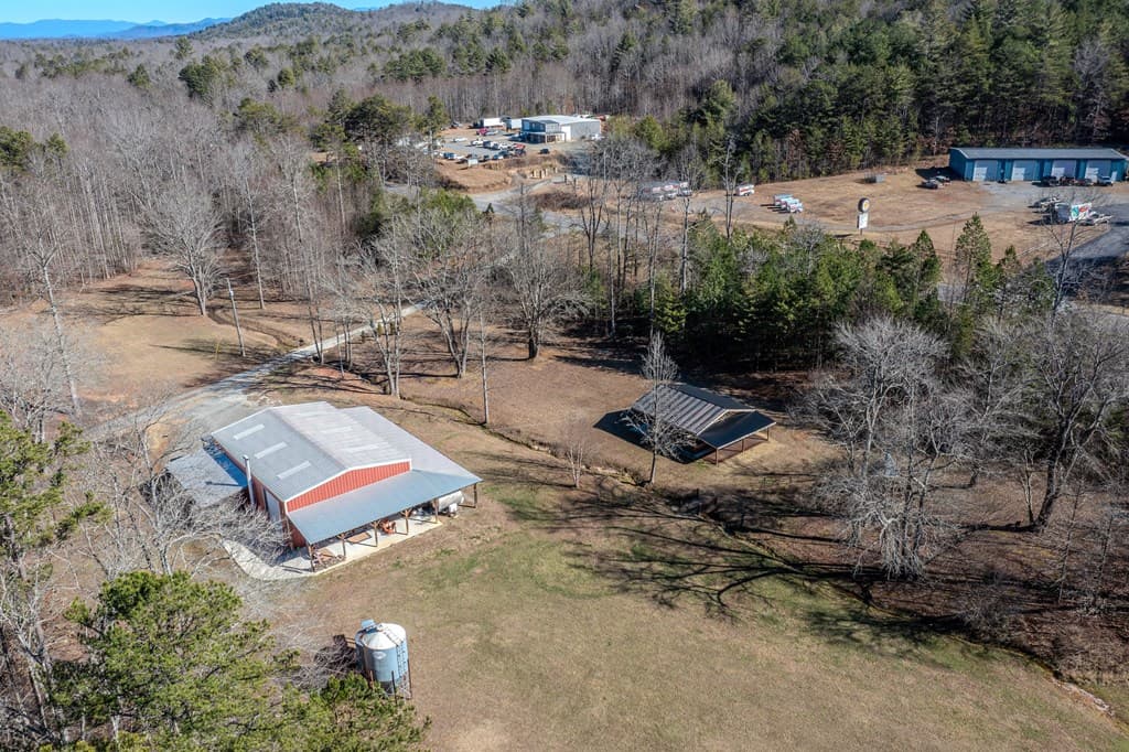 4011 Murphy Hwy, Mineral Bluff GA 30559 - Photo