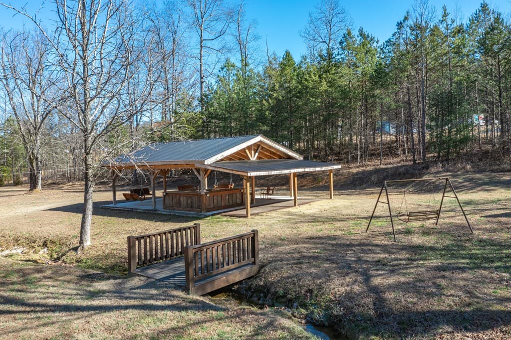 4011 Murphy Hwy, Mineral Bluff GA 30559 - Photo