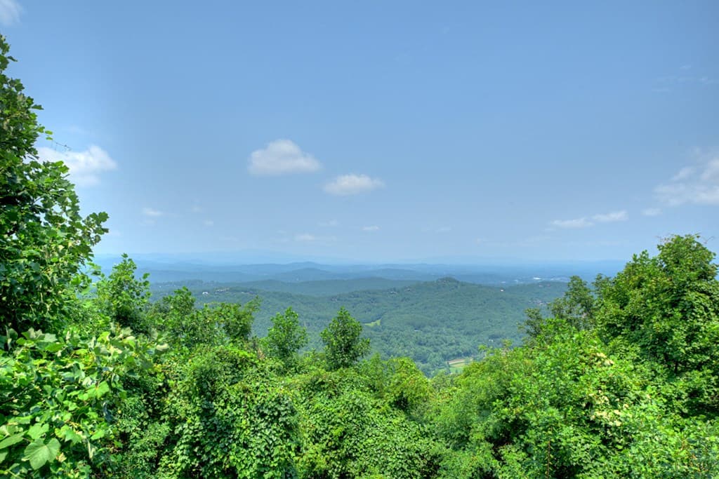 1512 Grandeur Drive, Blue Ridge GA 30513 - Photo