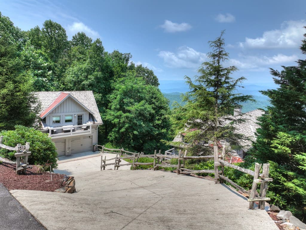 1512 Grandeur Drive, Blue Ridge GA 30513 - Photo