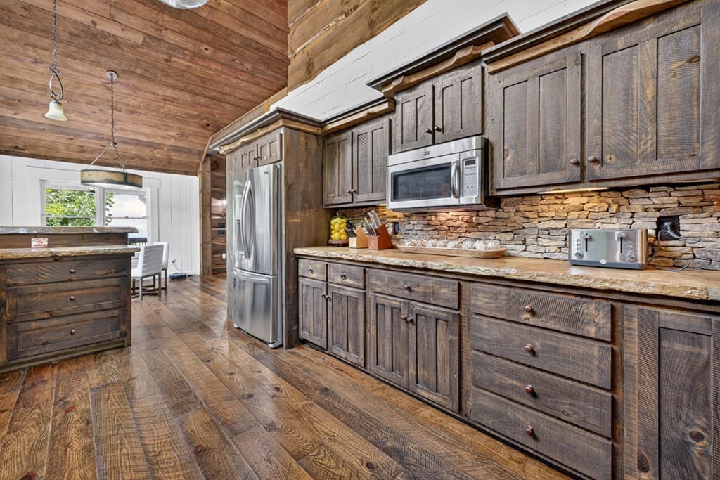 1512 Grandeur Drive, Blue Ridge GA 30513 - Photo