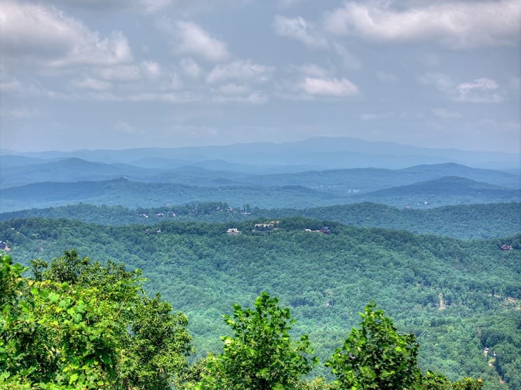 1512 Grandeur Drive, Blue Ridge GA 30513 - Photo