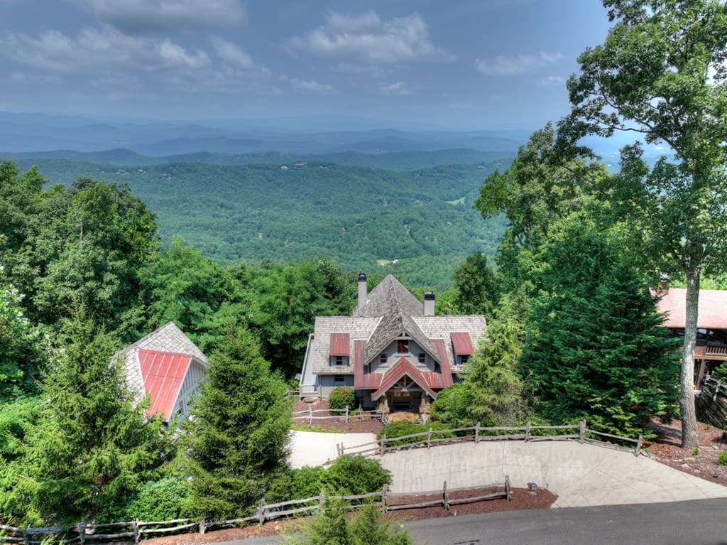 1512 Grandeur Drive, Blue Ridge GA 30513 - Photo
