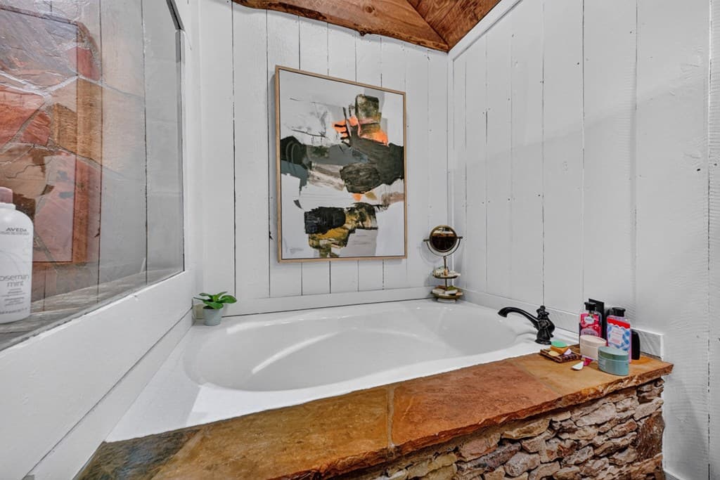 1512 Grandeur Drive, Blue Ridge GA 30513 - Photo