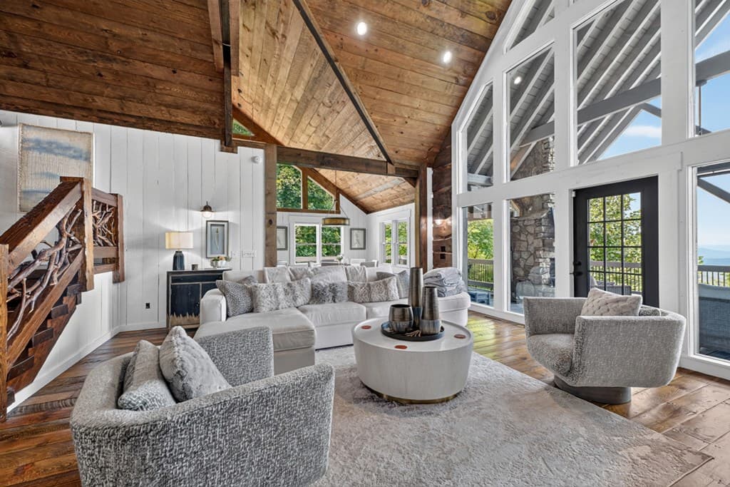 1512 Grandeur Drive, Blue Ridge GA 30513 - Photo