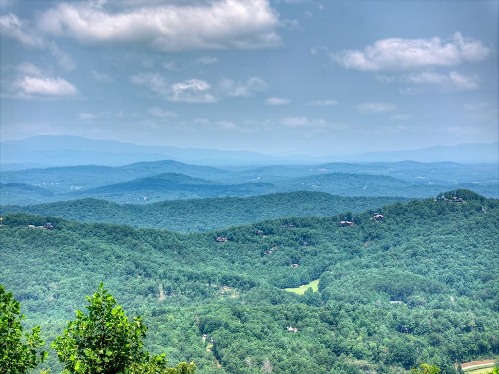1512 Grandeur Drive, Blue Ridge GA 30513 - Photo