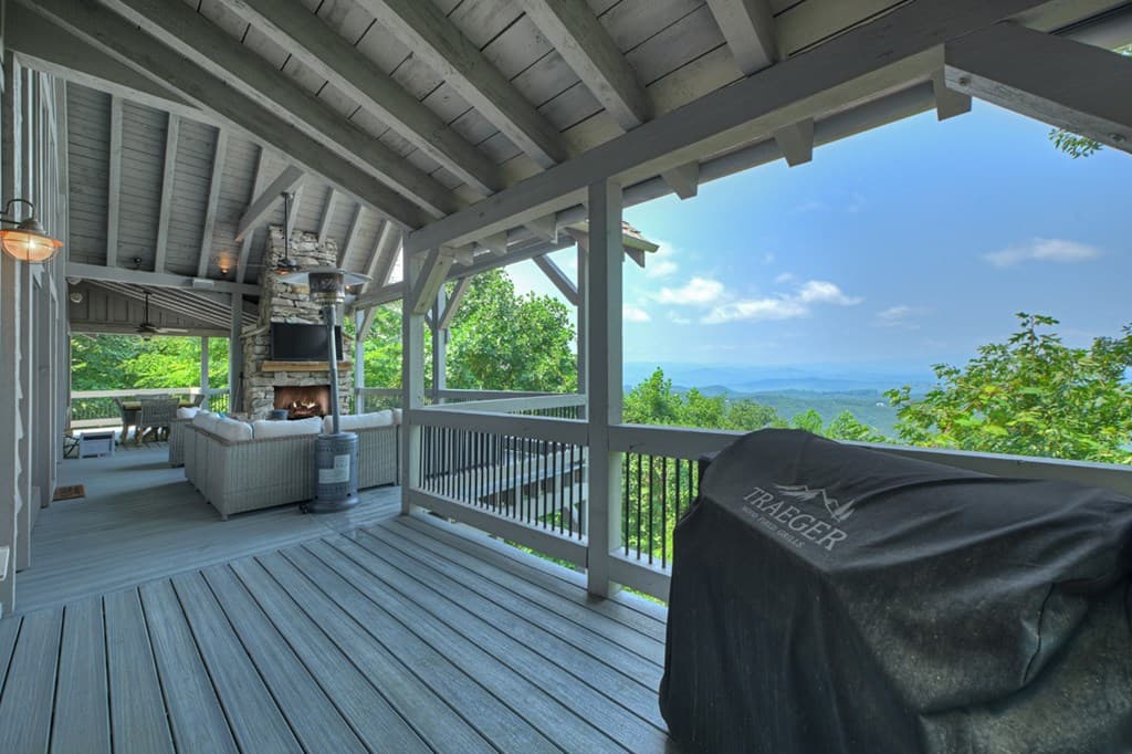 1512 Grandeur Drive, Blue Ridge GA 30513 - Photo