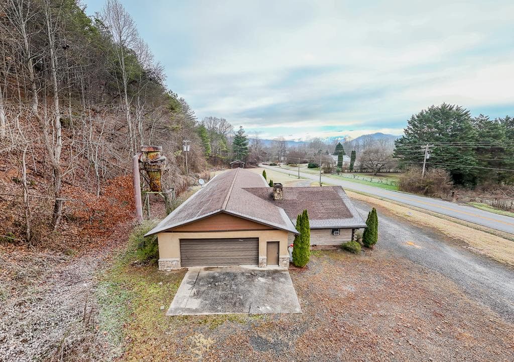 6785 Airport Road, Andrews NC 28901 - Photo