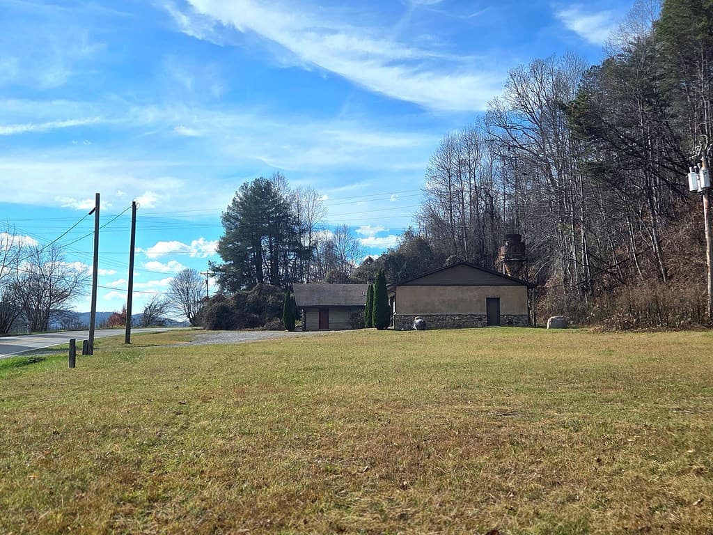 6785 Airport Road, Andrews NC 28901 - Photo