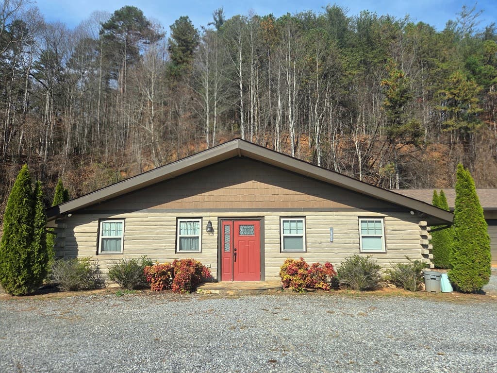6785 Airport Road, Andrews NC 28901 - Photo